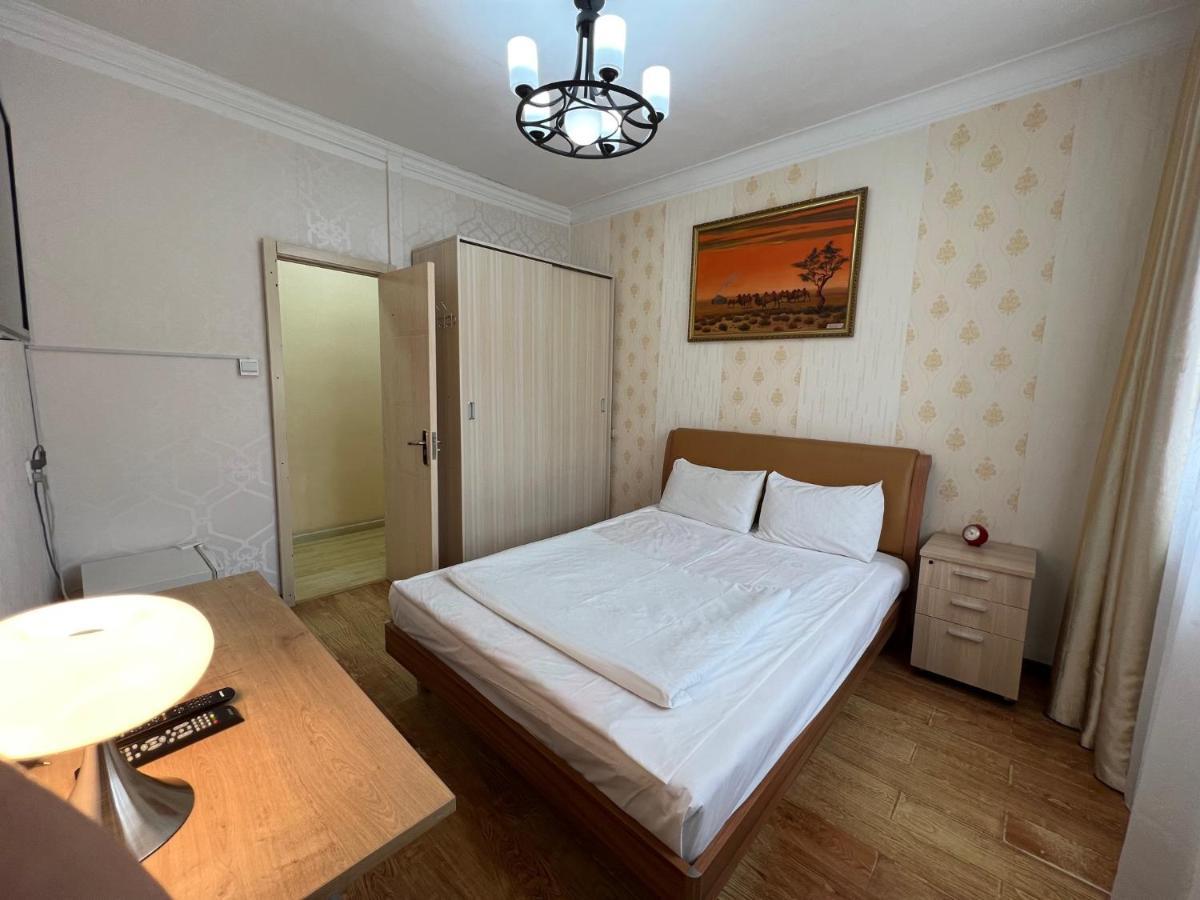 Khongor Guest House & Tours Oelan-bator Buitenkant foto