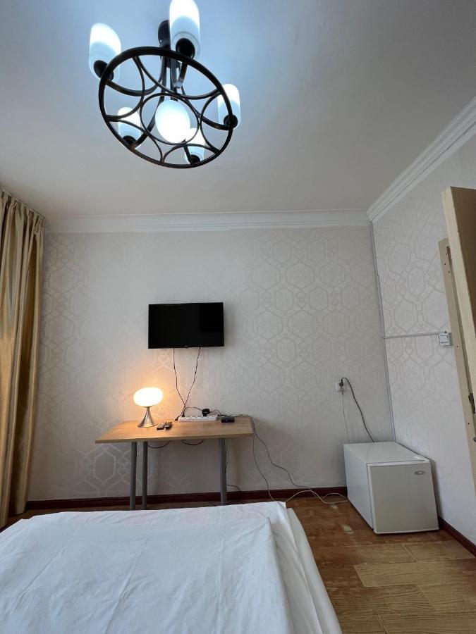 Khongor Guest House & Tours Oelan-bator Buitenkant foto