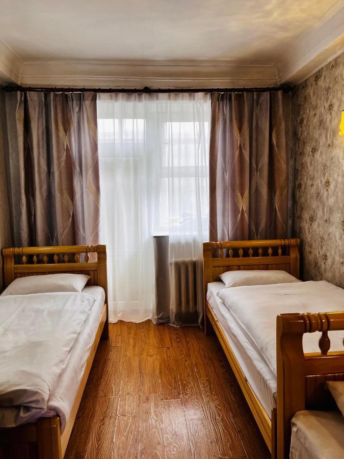 Khongor Guest House & Tours Oelan-bator Buitenkant foto