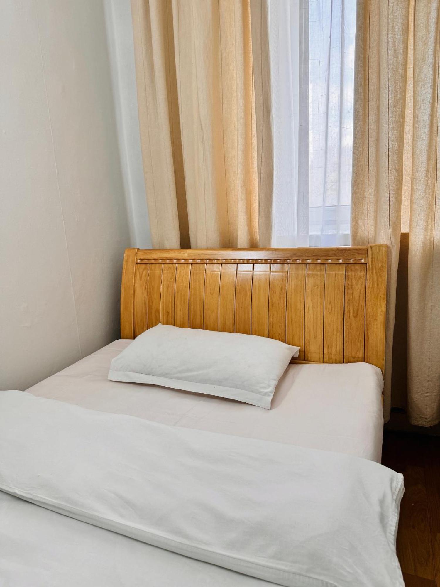 Khongor Guest House & Tours Oelan-bator Buitenkant foto